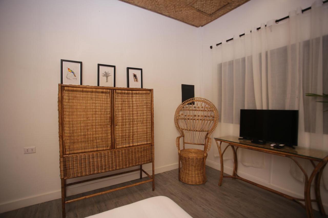 Hotel The Colonial Puerto Princesa Zewnętrze zdjęcie